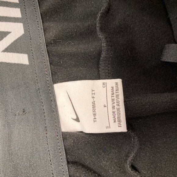 Men's Nike Therma-Fit Pants - Picture 2 of 3